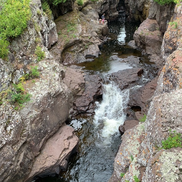 Meet your Posher, Theresa - Picture 1 of 1